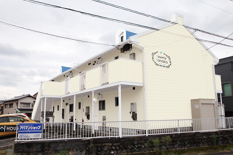 外壁デザインパースとロゴ作成　タウニィタナカ　富士市十兵衛アパート